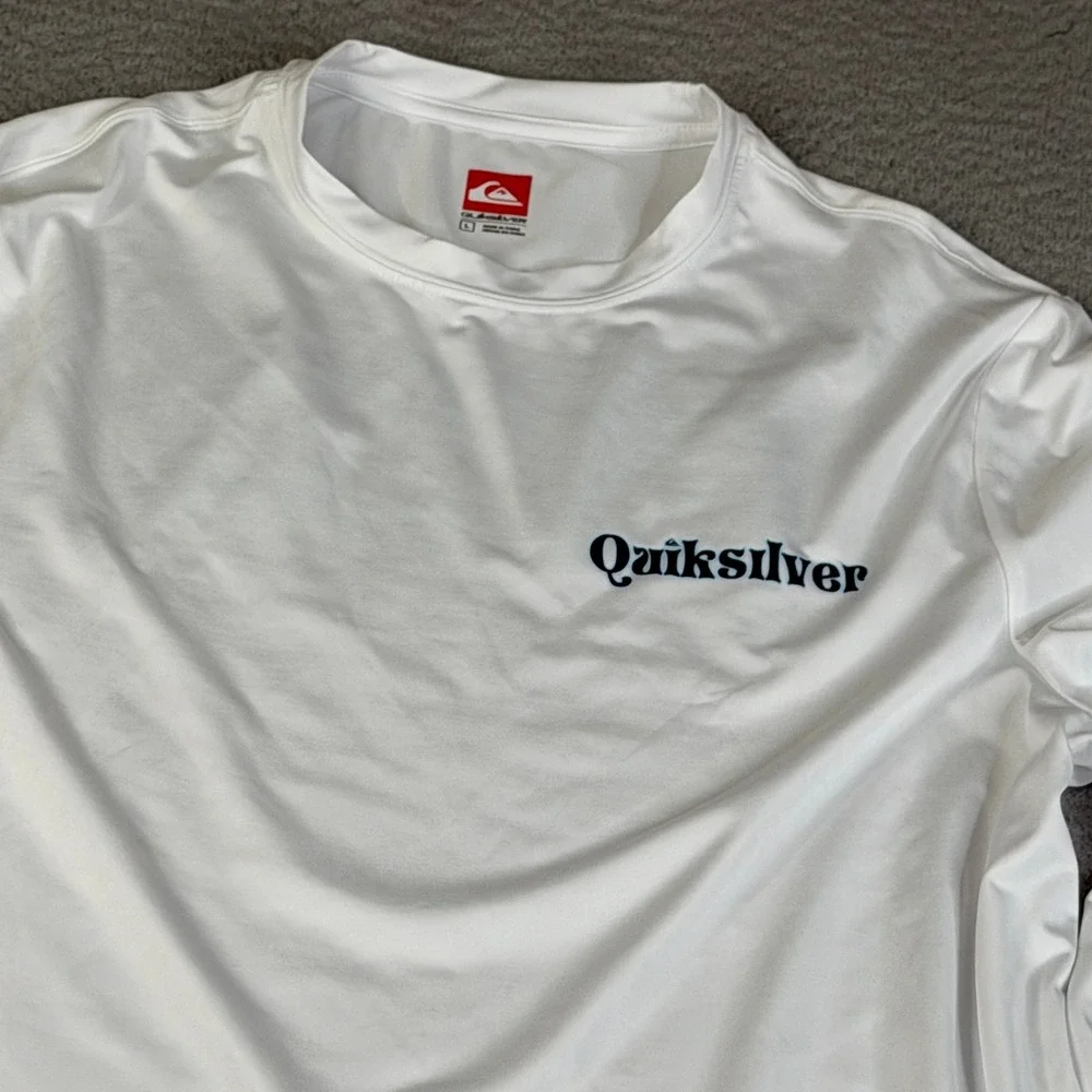 Quiksilver Rash Guard Mens L White Long Sleeve Swim Shirt UPF Protection Surf